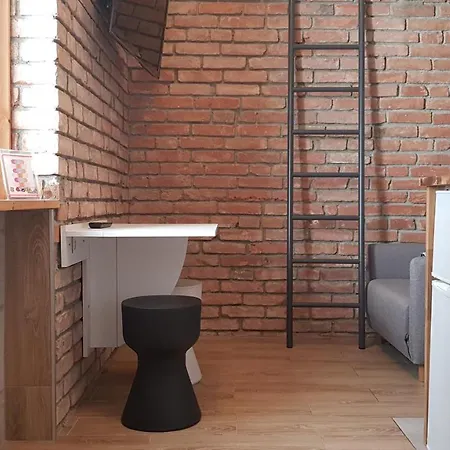 Studiospanie Art I Small Apartment